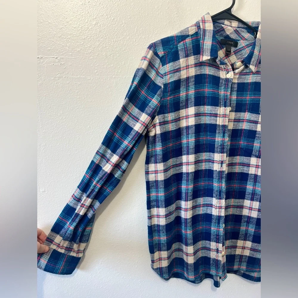J. Crew crew branded